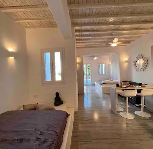 “myrto” Apartments- Ornos شقة